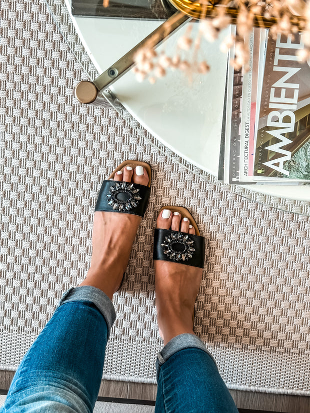 Palm Shiny Circle Black Sandals