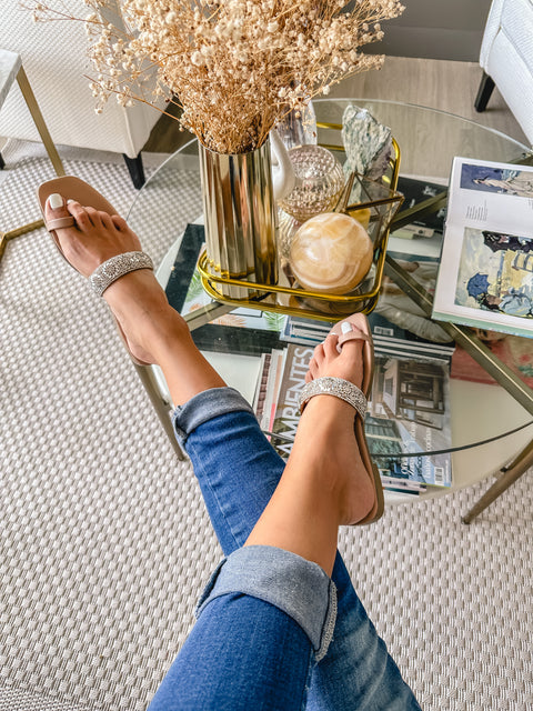 Toe Loop Shiny Nude Sandals