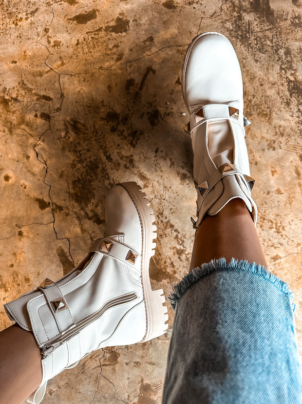 New Combat Studs Latte Boots
