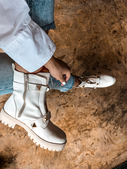 New Combat Studs Latte Boots