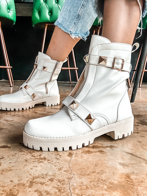New Combat Studs Latte Boots