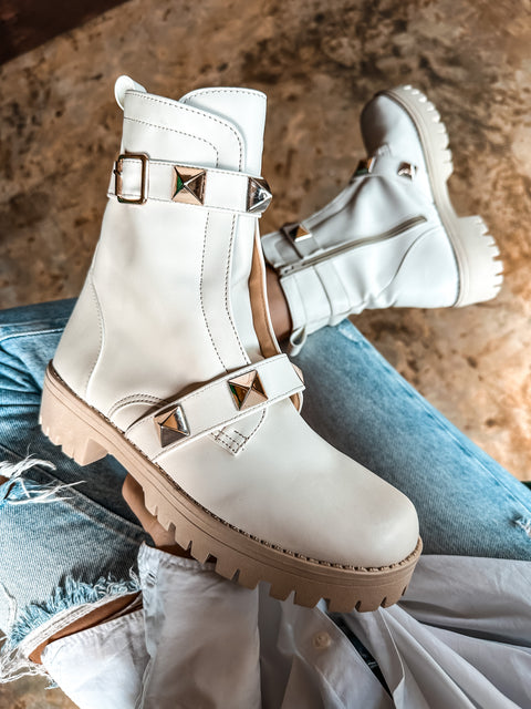 New Combat Studs Latte Boots