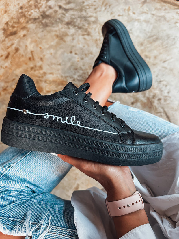 Italia Smile Black Sneakers