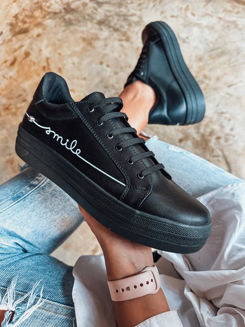 Italia Smile Black Sneakers