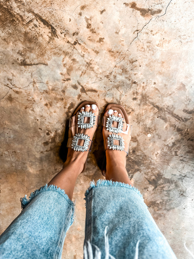 Double Shiny Carre Nude Sandals