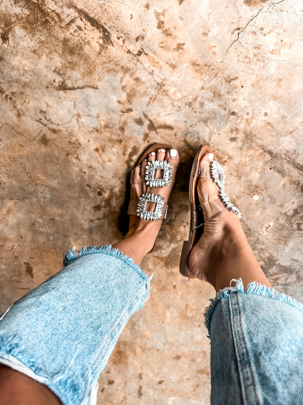 Double Shiny Carre Nude Sandals