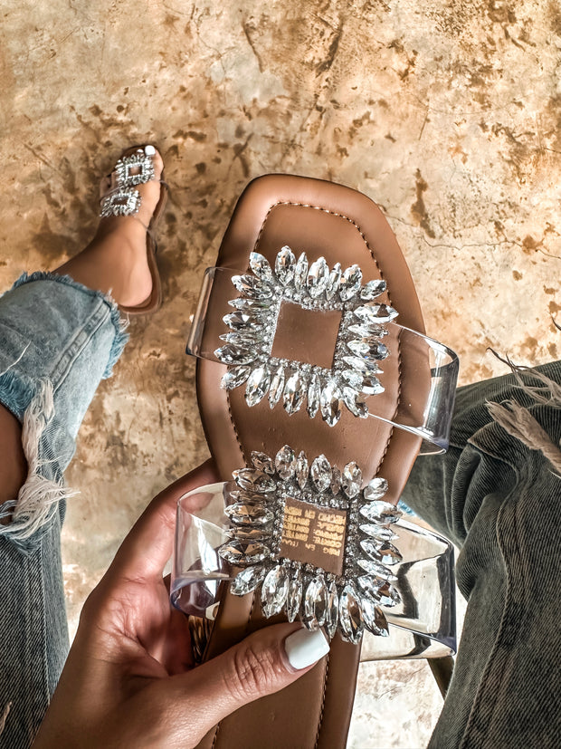 Double Shiny Carre Nude Sandals