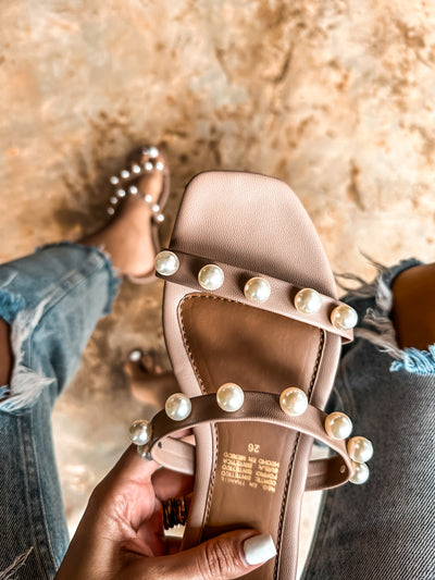 Double Pearls Nude Sandals