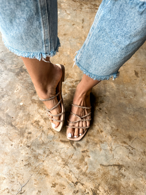 Noodle Shiny Nude Sandals