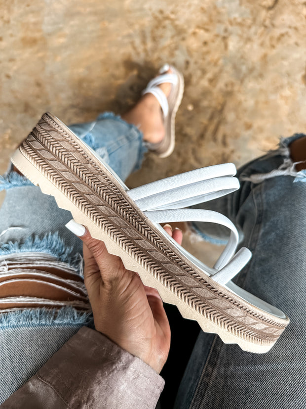 Classy White Alpargatas