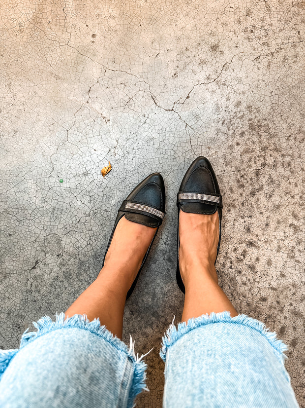 St Center Shiny Black Flats