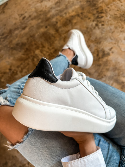 New York Black Sneakers