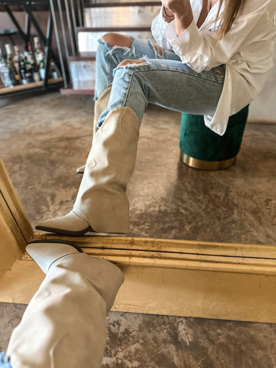 Cowgirl Long Hood Linen Boots