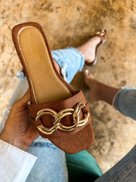 Palm Circle Chain Brown Sandals