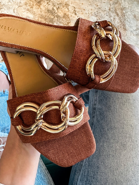 Palm Circle Chain Brown Sandals