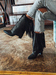 Valle Fringe Black Boots