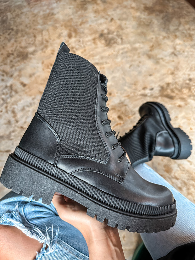 Combat Soft Black Boots