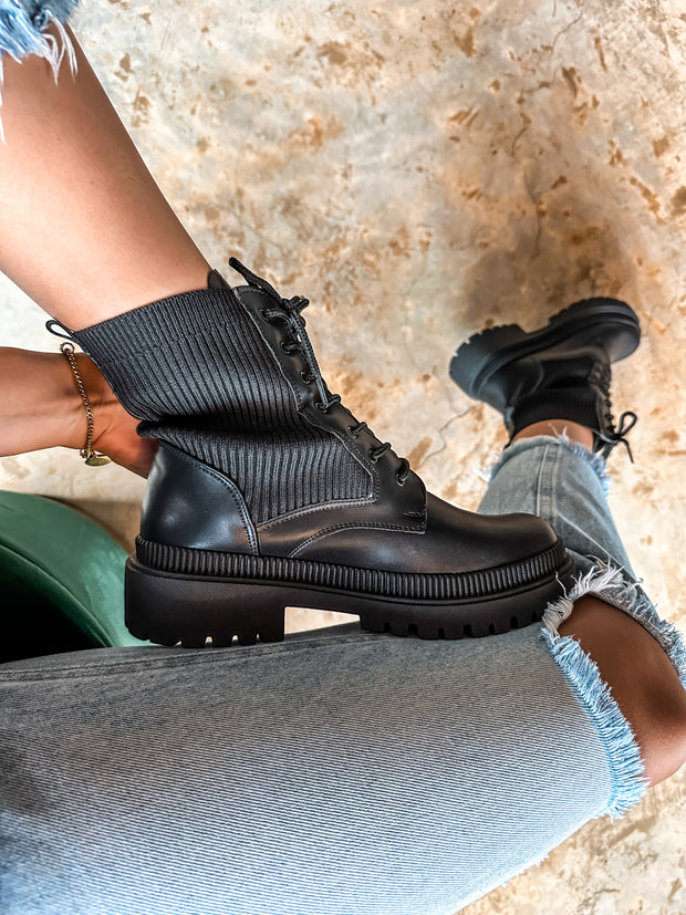 Combat Soft Black Boots
