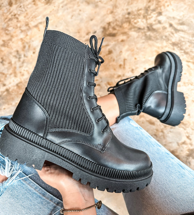 Combat Soft Black Boots