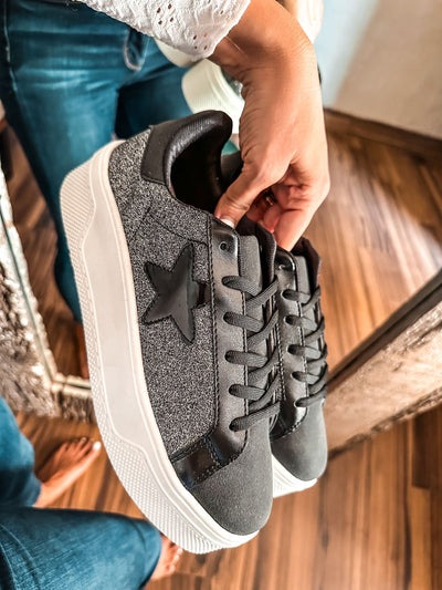 Reno Star Shiny Black Sneakers