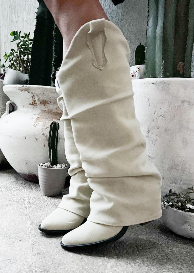 Long Hood Ivory Boots