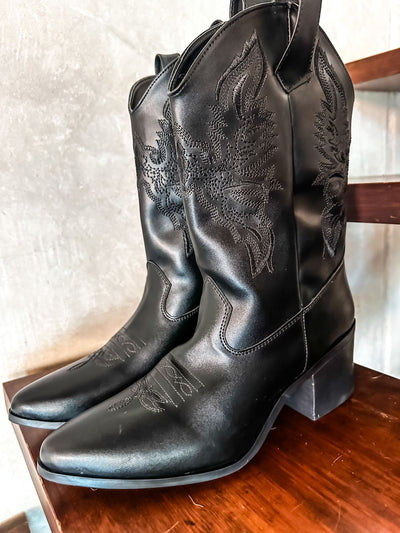 Alambique Black Boots