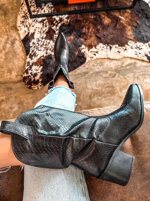 Texas Turtle Black Boots
