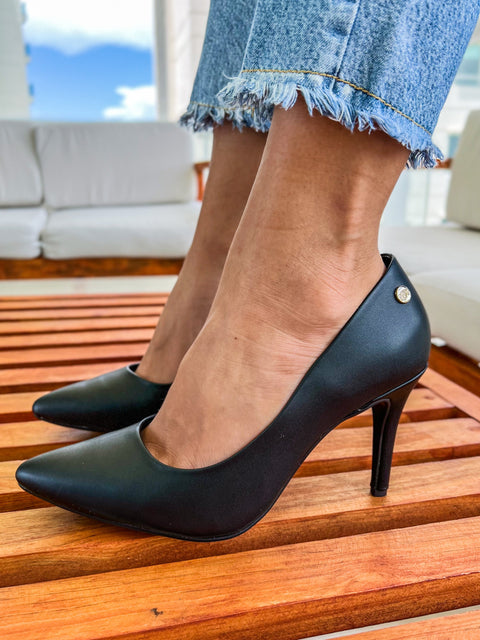 Kicker Heels Black