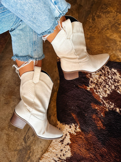 Texas Snake Ice Boots
