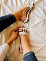Palm Big Chain White Sandals