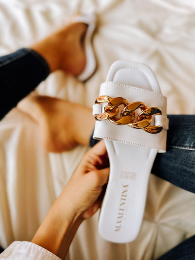 Palm Big Chain White Sandals