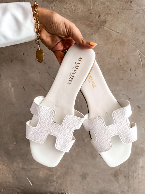 Hera Sandals White