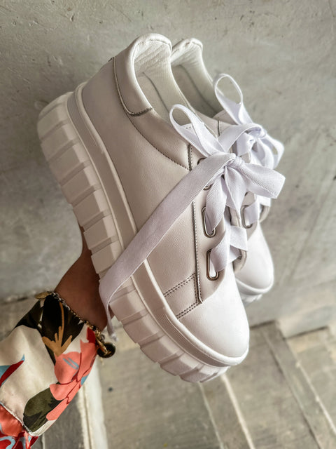 Brooklyn Vail White Sneakers