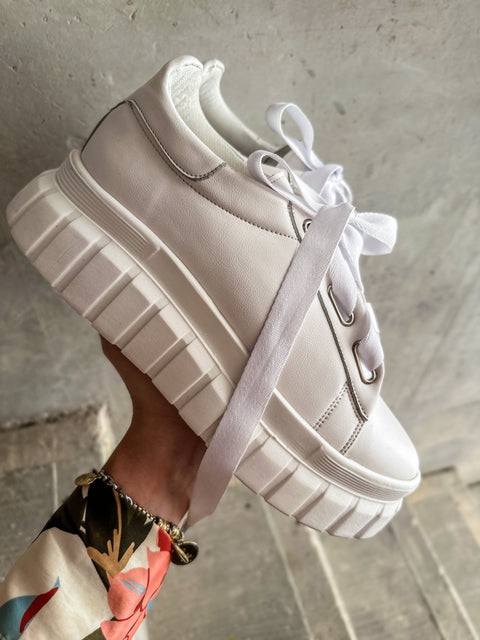 Brooklyn Vail White Sneakers