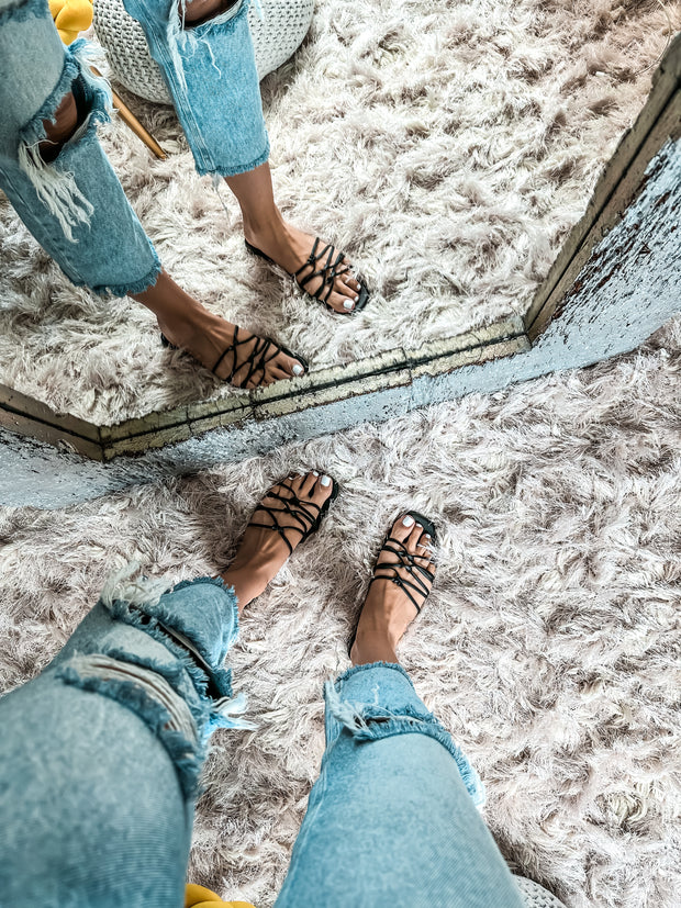 Palm Colors Triple Knot Black Sandals