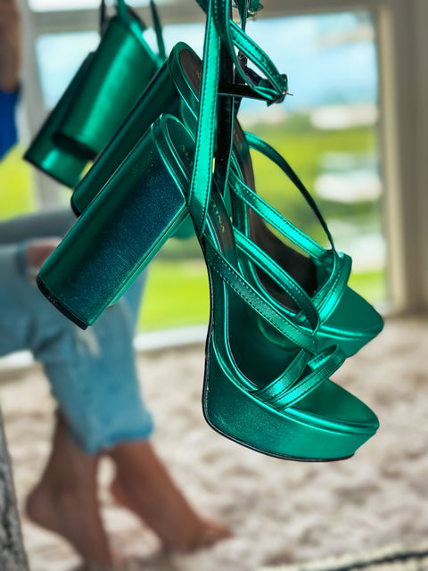 High Bracelet Green Metallic Heels
