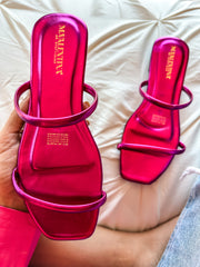 Clio Fiusha Metallic Sandals